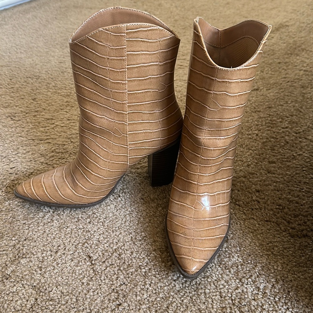 Qupid Heeled Boot